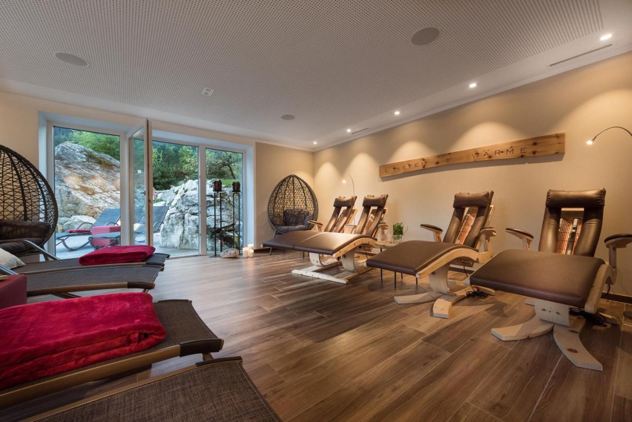 Bayern Resort Hotel - Adults Only - Mit Zugspitzblick - Eibsee-Naehe - Wellnessbereich - Naturpool Im Sommer Grainau Kültér fotó