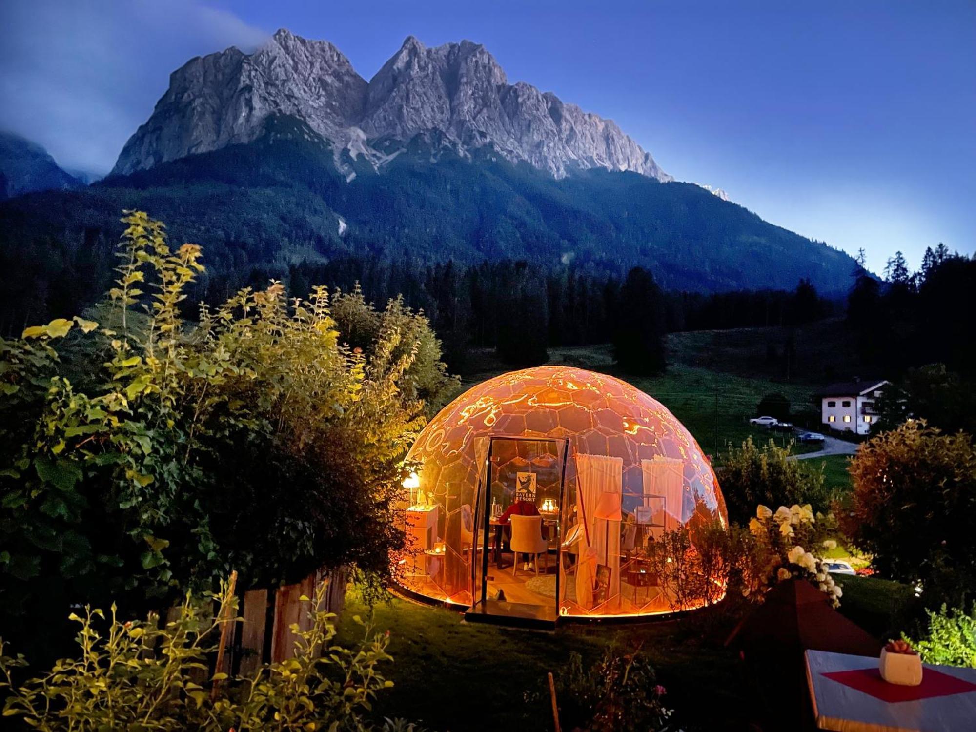 Bayern Resort Hotel - Adults Only - Mit Zugspitzblick - Eibsee-Naehe - Wellnessbereich - Naturpool Im Sommer Grainau Kültér fotó