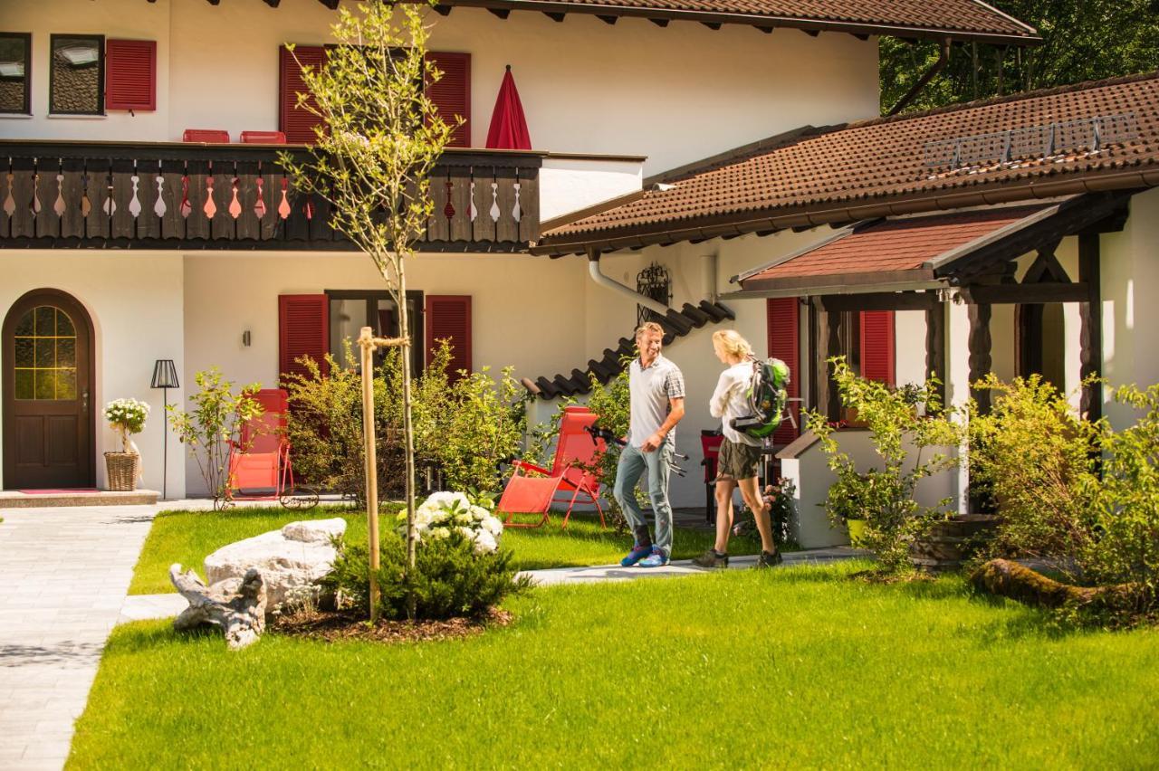 Bayern Resort Hotel - Adults Only - Mit Zugspitzblick - Eibsee-Naehe - Wellnessbereich - Naturpool Im Sommer Grainau Kültér fotó