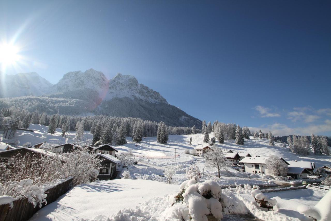 Bayern Resort Hotel - Adults Only - Mit Zugspitzblick - Eibsee-Naehe - Wellnessbereich - Naturpool Im Sommer Grainau Kültér fotó