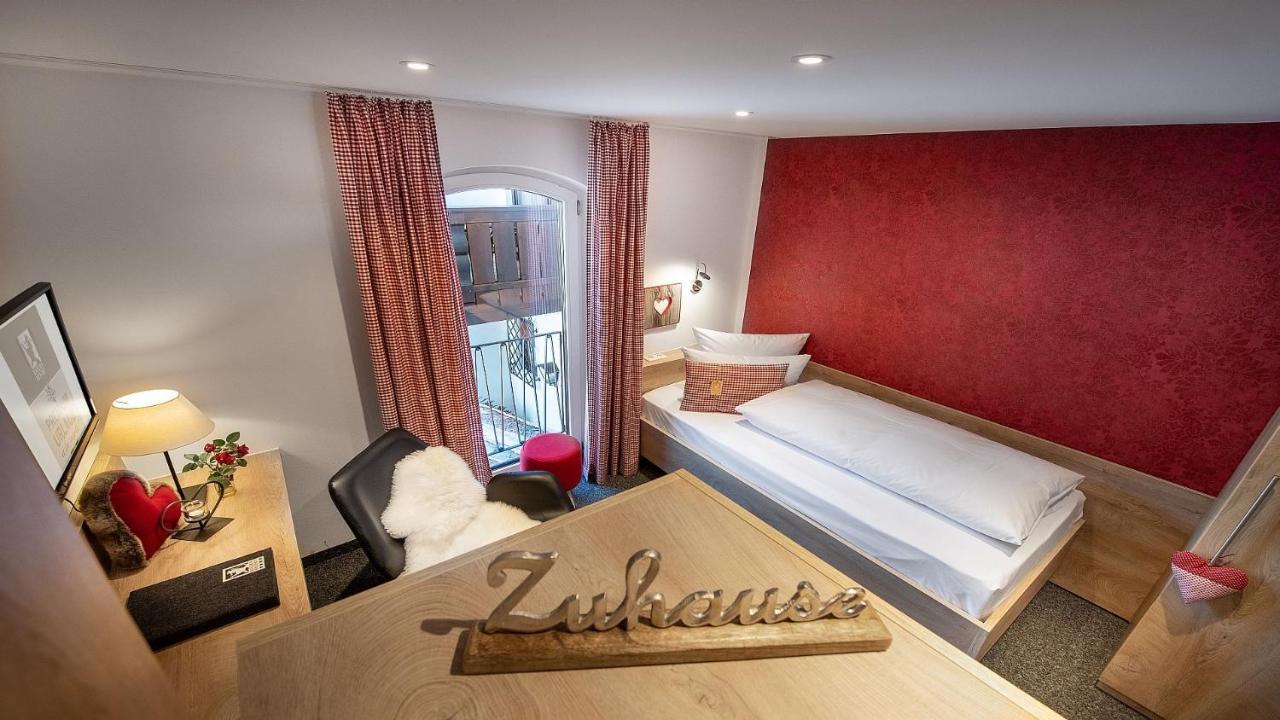 Bayern Resort Hotel - Adults Only - Mit Zugspitzblick - Eibsee-Naehe - Wellnessbereich - Naturpool Im Sommer Grainau Kültér fotó